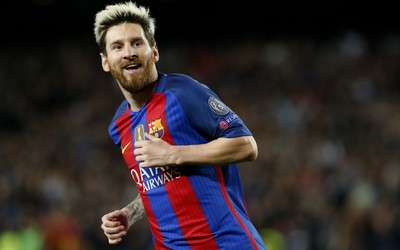 绿茵电竞热评-凯特琳福特跨界合作音乐人